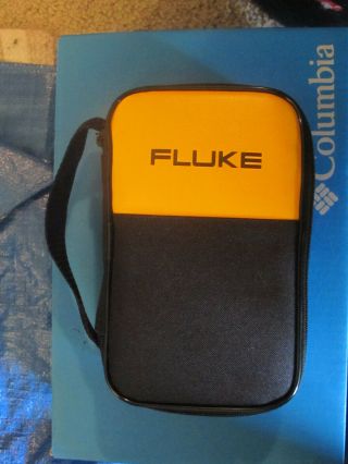 Fluke 117 Electrician ' s Digital Multimeter with Non - Contact Voltage with case 4