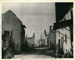 1944 Press Photo Wrecked German Town During World War Ii,  Wallendorf,  Germany