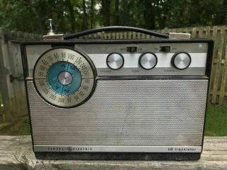 Vintage 1963 General Electric P970b Portable Am/fm Transistor Radio