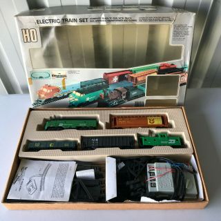 Vintage Playart Boxed Train Set - Ho/oo - Locomotive,  Carriages Electric Boxed