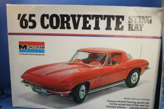 Vintage Monogram 1/8 Scale Model Kit - 1965 Corvette Sting Ray - 2600