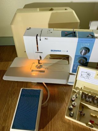 Vintage BERNINA MATIC 910 ELECTRONIC SEWING MACHINE,  pedal/case/power/accessories 2