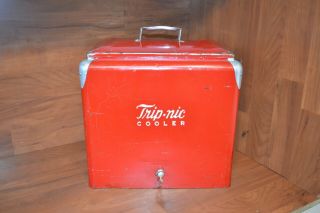 Vintage Trip - Nic Progress Refrigerator Company Metal Cooler Cherry Red 8