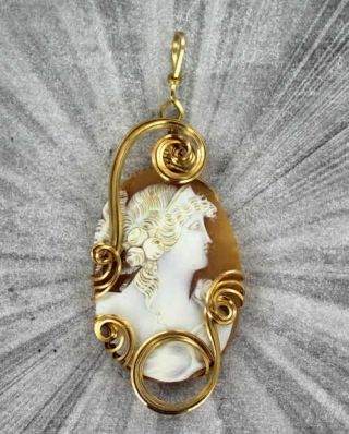 Antique Cameo Pendant Necklace In 14kt.  Rolled Gold Shell Carved In Italy