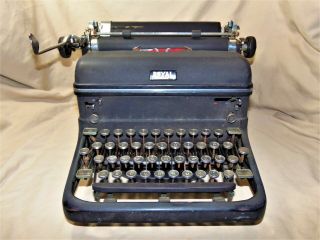 Royal Standard Kmm Magic Margin Typewriter Vintage 1940 8178