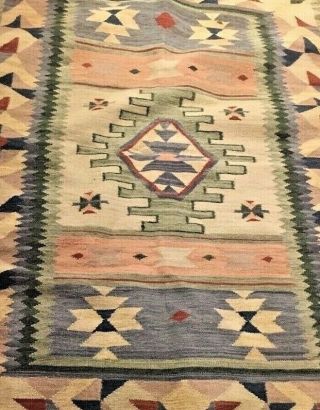 Navajo Native American old vintage hand woven wool rug pale color vegetable dye 3
