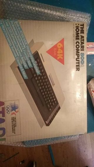 Atari 800 Xl Vintage Computer Complete - In - Box 8 - Bit 64k Of Memory
