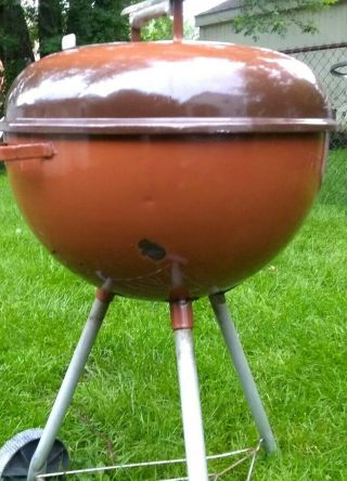 Rare Vintage Weber Kettle Grill 2 Tone BROWN Barbecue Good Shape 7
