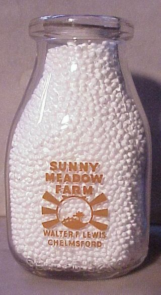 Vintage Sunny Meadow Farm Chelmsford,  Ma Walter F.  Lewis Half Pint Milk Bottle