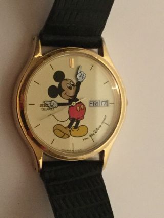 Seiko Mickey Mouse Quartz Watch 5y23 - 7079 W/new Energizer Batt