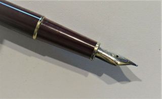 Vintage Montblanc Meisterstuck Fountain Pen.  14k Nib 4810 - Maroon 4