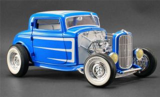 1932 FORD DEUCE GRAND NATIONAL LAZER BLUE METALLIC ACME 1:18 GMP VINTAGE 1805008 2