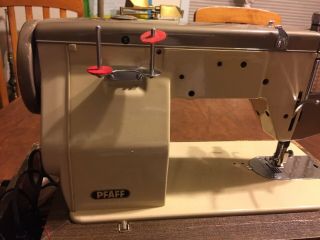 Vintage Metal German Made Pfaff Dial A Stitch Sewing Machine 6