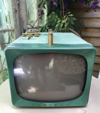 Vintage 1956 ADMIRAL PORTABLE TV GREEN/GREEN MODEL T105AL X EMBASSY SORRENTO 2