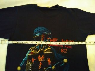 VTG The Who ' 82 American Tour Concert T - Shirt Mens SZ M Rock Band S/S Robot Tee 8