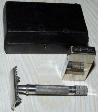 Vintage 1907 Gillette Single Ring,  Old Type Safety Razor With Script Case,  460