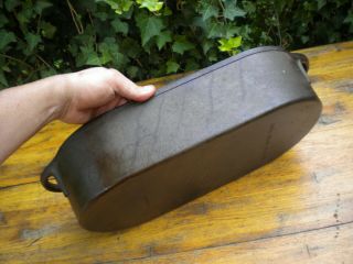 VINTAGE LARGE OVAL HEAVY CAST IRON 3060 DEEP FISH FRYER PAN MADE IN USA 2