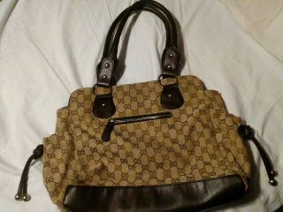 Rare vintage Gucci Bag in.  Very unique one of a kind design 2
