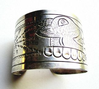 VINTAGE 1960 ' S HEAVY TOOLED STERLING CUFF DEER BRACELET BY L.  G.  ALDAY - MEXICO 7