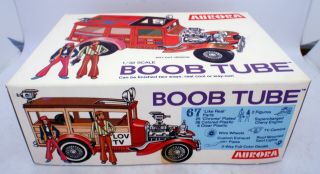 TV Camera BOOB TUBE 1/32 scale vintage AURORA kit - Love Television Hot Rod Van 2