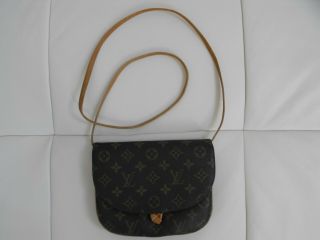 Louis Vuitton RARE Vintage Monogram Canvas / Fully Leather - lined Crossbody bags 2