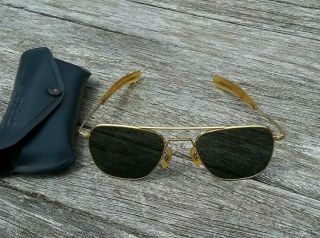 Ao 1975 Hgu - 4/p Aviator Gold Sunglasses 5 1/2 & Case American Optical