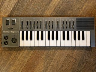 Yamaha Cs01 Vintage Analog Mono - Synth: Near