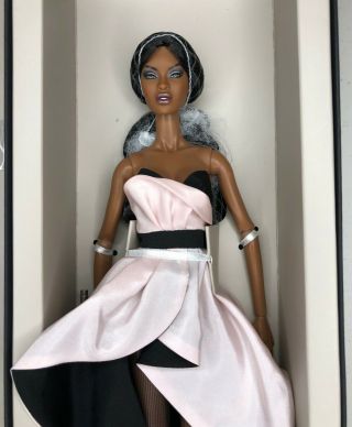 Glamazon Adele Supermodel 2016 Fashion Royalty NRFB Integrity Toys RARE 7