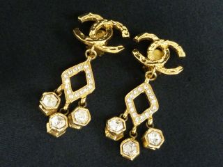 R5834 Auth Chanel Vintage Gold Plated Rhinestone Cc Logo Clip On Dangle Earring