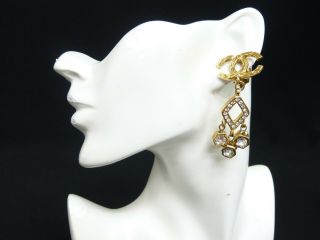 r5834 Auth Chanel Vintage Gold Plated Rhinestone CC Logo Clip On Dangle Earring 5