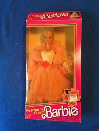 Barbie Vintage Peaches N 