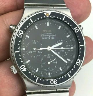 Vintage Seiko 7a28 - 7040 Quartz Chronograph Sport 100 Stainless Steel Watch