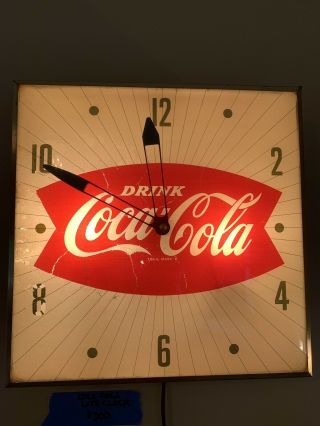 Vintage Coca Cola Fishtail Lighted Clock (white Face)