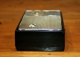 Rare Vintage 1958 Sanyo 6C - 8 Transistor Radio - Cond 5