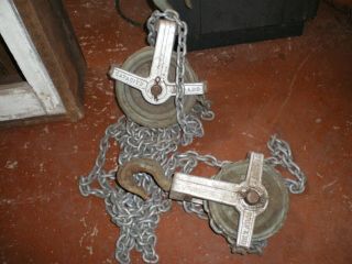 Old Chain Hoist Double Pulley 1000 Lb.  Minn Thern Machine Co.  Vintage