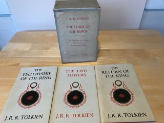 J.  R.  R.  Tolkien Lord Of The Rings Trilogy Rare Slipcase 1961 Eighth Impression