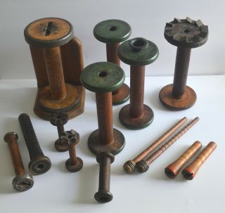 14 Piece Assortment Of Vintage Wooden Textile Bobbin Spindles / Spools
