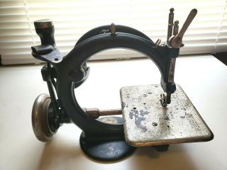 Vintage Cast Iron Willcox & Gibbs Sewing Machine 2