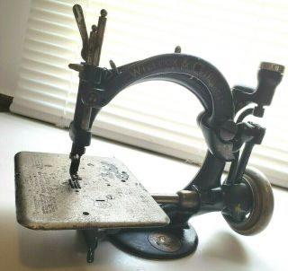 Vintage Cast Iron Willcox & Gibbs Sewing Machine 3