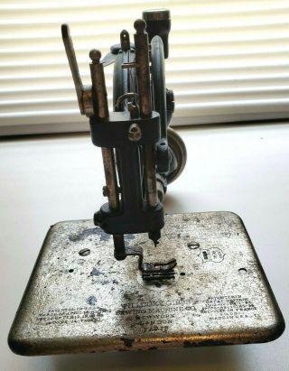 Vintage Cast Iron Willcox & Gibbs Sewing Machine 8