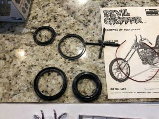 Monogram DEVIL CHOPPER Tom Daniel Vintage 1971 MATTEL Model Kit 1/8 RARE Parts 2