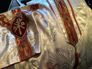 Gorgeous Vintage Catholic Priests Bishops Ivory Brocade Cope & Humeral Veil Set