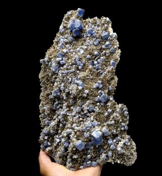 9.  7lb Rare Gorgeous Blue Cube Fluorite Crystal Mineral Specimen/china