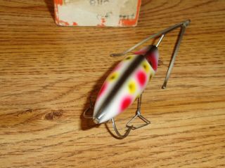 VINTAGE FISHING LURE HEDDON RIVER RUNT N9110 NO SNAG STRAWBERRY W/BRUSH BOX 6