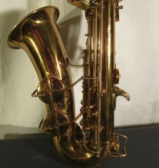 Vintage CONN Alto Saxophone M253116A A L - With Case 3