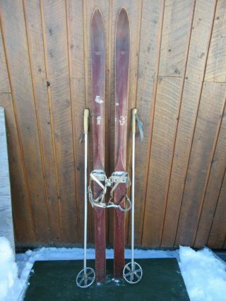 Great Vintage 69 " Long Wooden Skis With Finish And Old Metal Poles