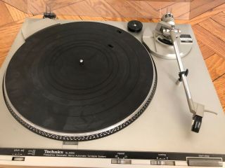 Vintage Technics SL - B300 Belt - Drive Turntable in 4