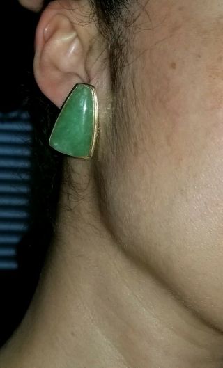 Gorgeous & Huge Vintage 14k Gold Green Jade 1.  25 " Omega Back Earrings