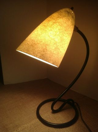 Vintage Mid Century Modern Lamp Light Fiberglass Desk 6