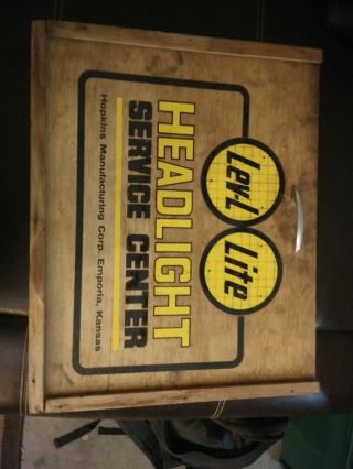 Vintage Hoppy Lev - L - Lite Headlight Service Center Wooden Case